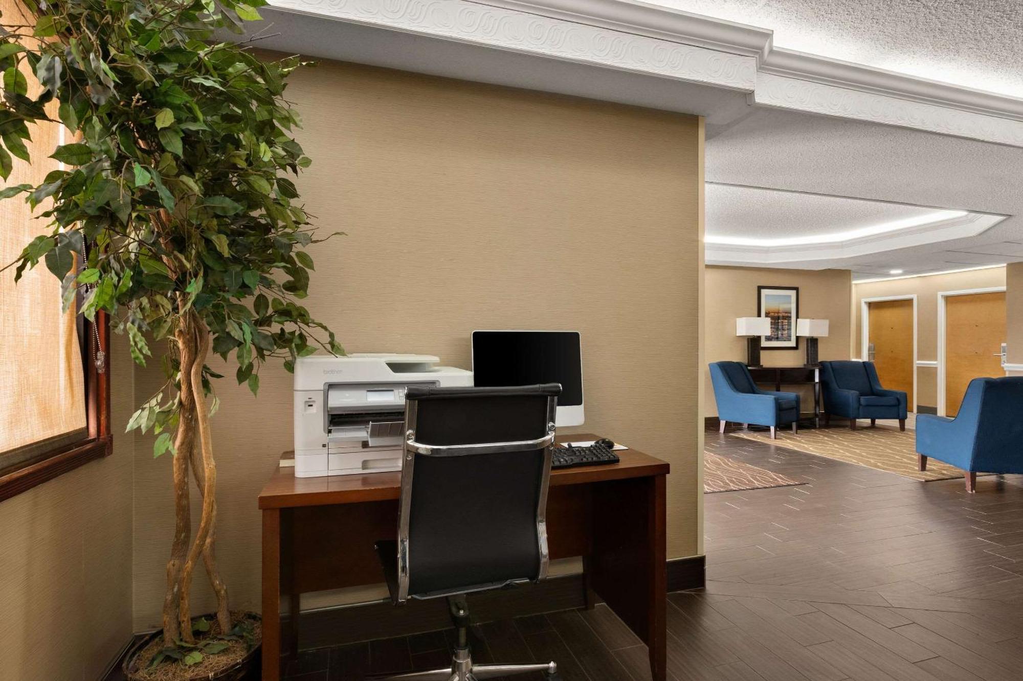 Comfort Inn Bordentown Near Nj Turnpike Luaran gambar